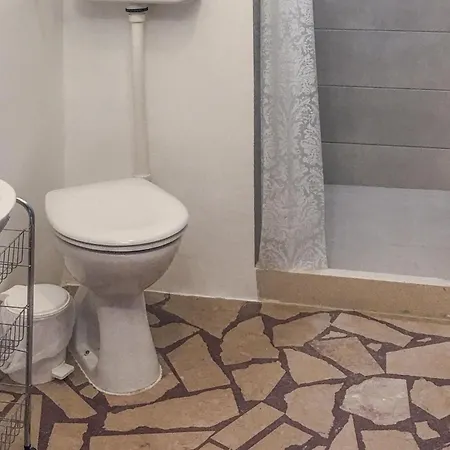Lovely In With Jacuzzi